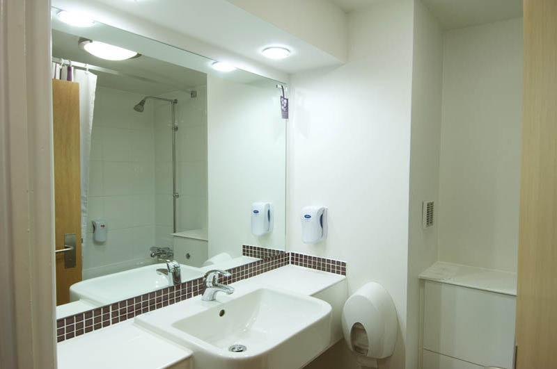 Premier Inn Kettering Esterno foto