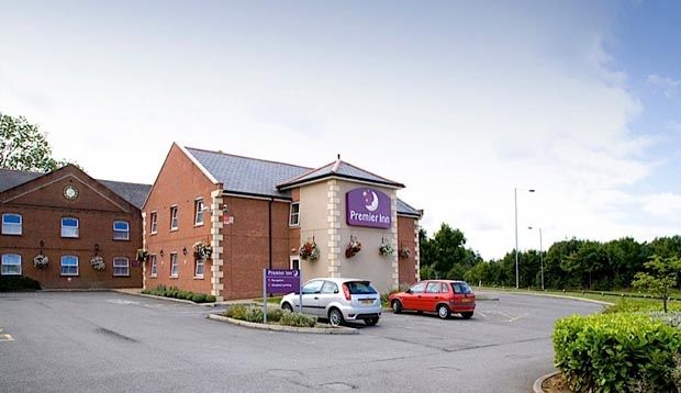 Premier Inn Kettering Esterno foto